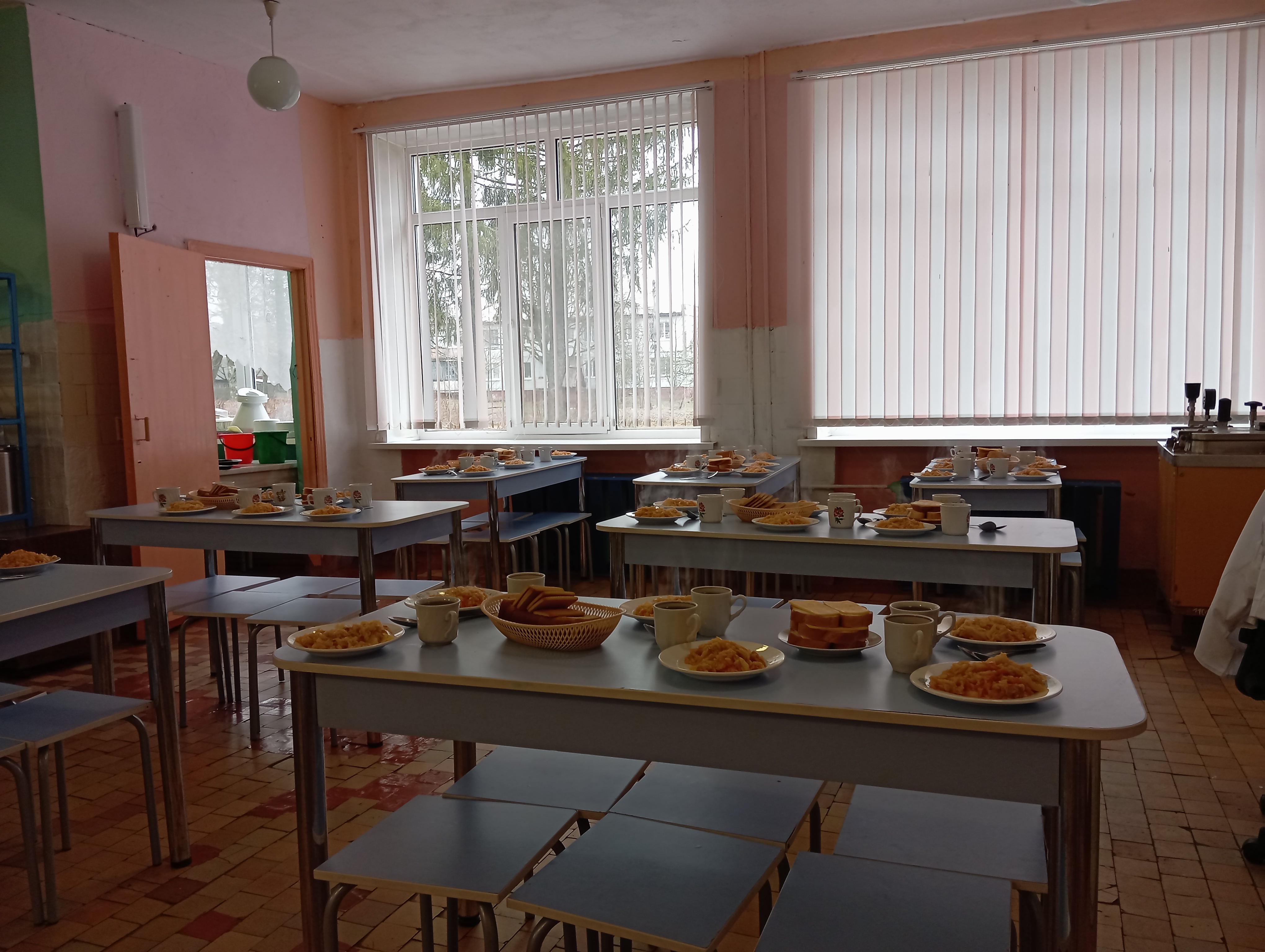 Столовая Столовая.
